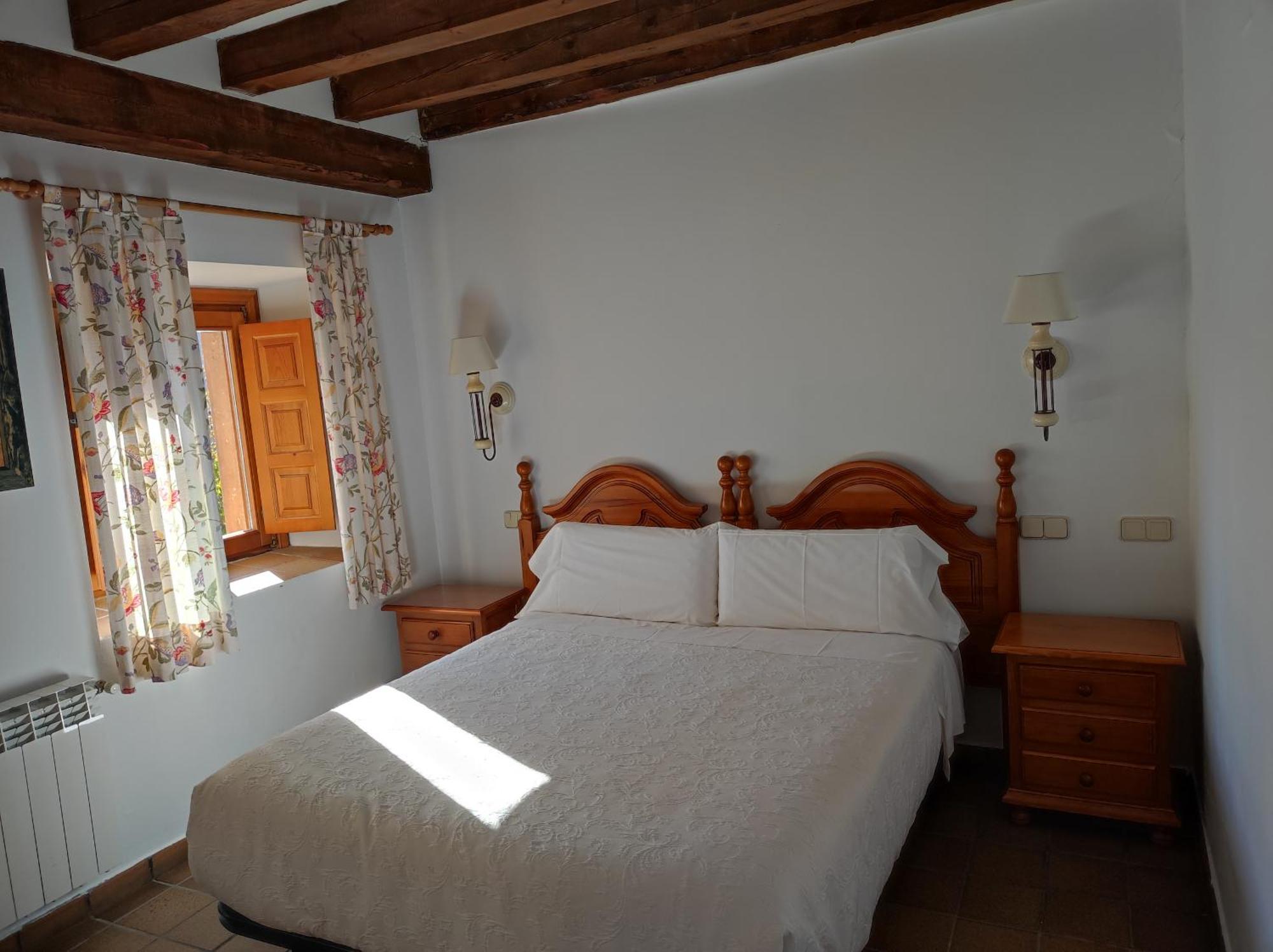 Hostal Posada La Panadera Sepúlveda Esterno foto