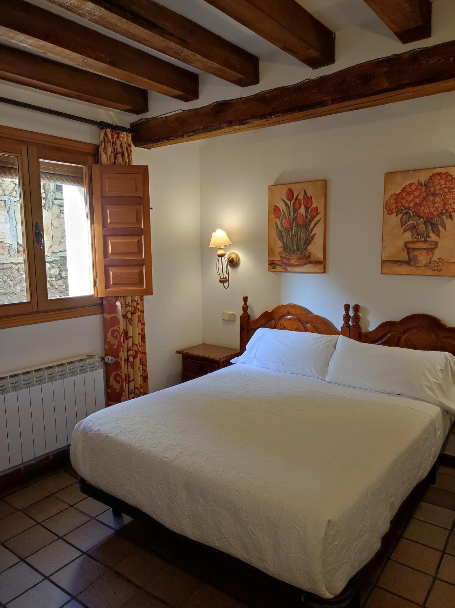Hostal Posada La Panadera Sepúlveda Esterno foto