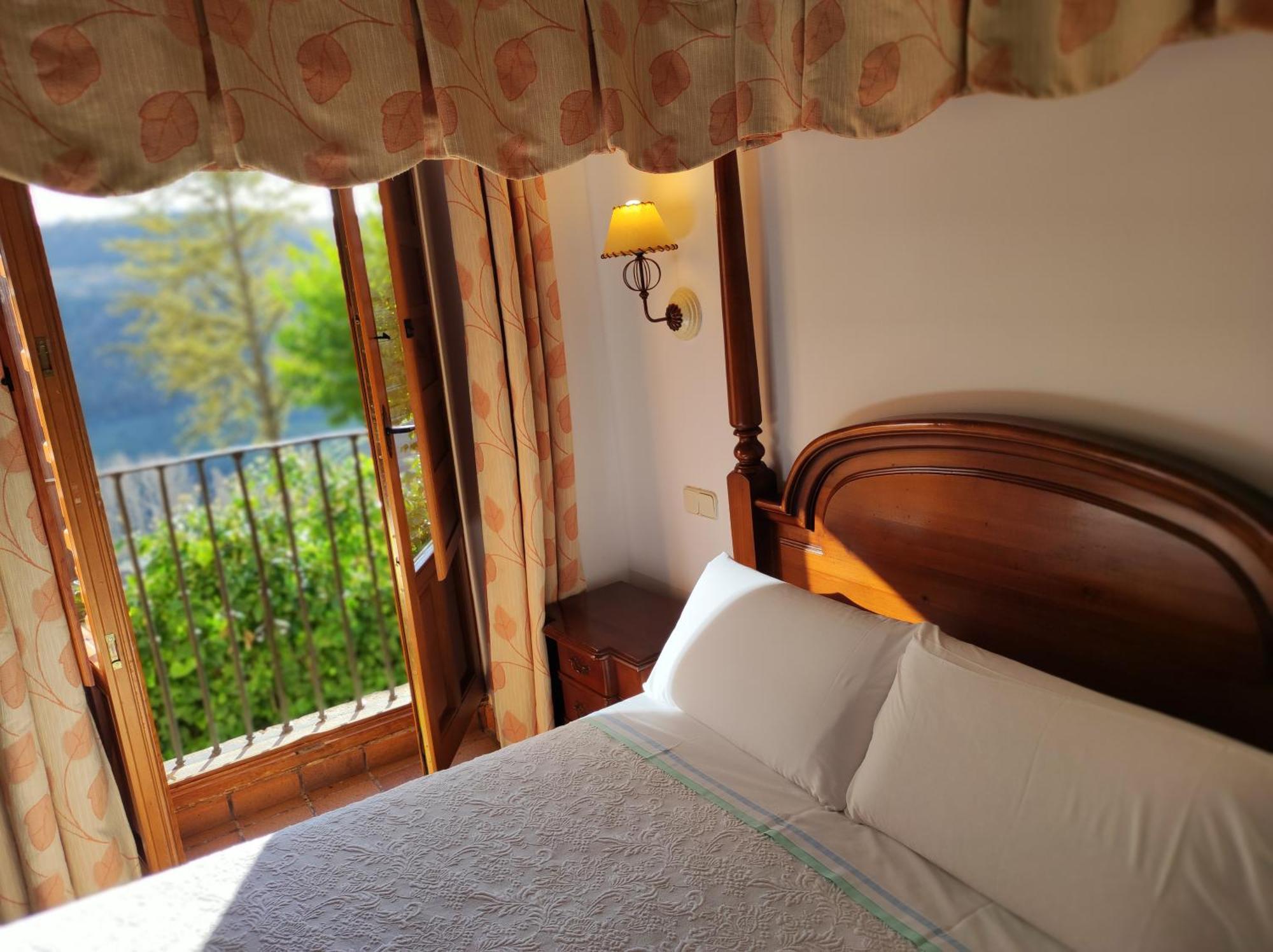Hostal Posada La Panadera Sepúlveda Esterno foto